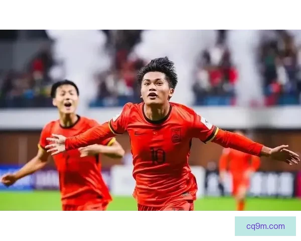 国足伤仲永频现天才早衰王钰栋一代能否打破宿命迎来幸运的新希望